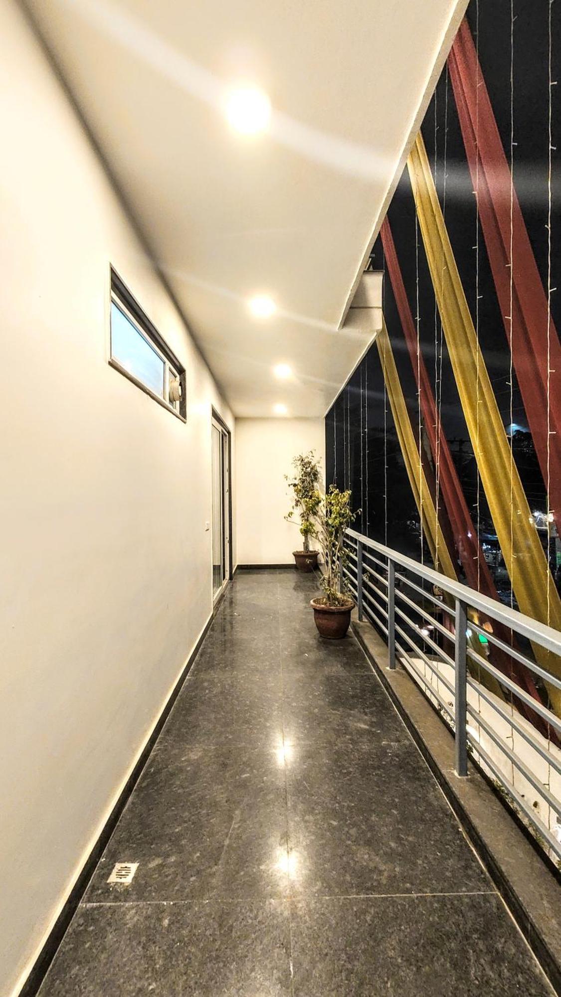 Hotel Mavens White Artemis Hospital Road Sector 52 Gurgaon Esterno foto